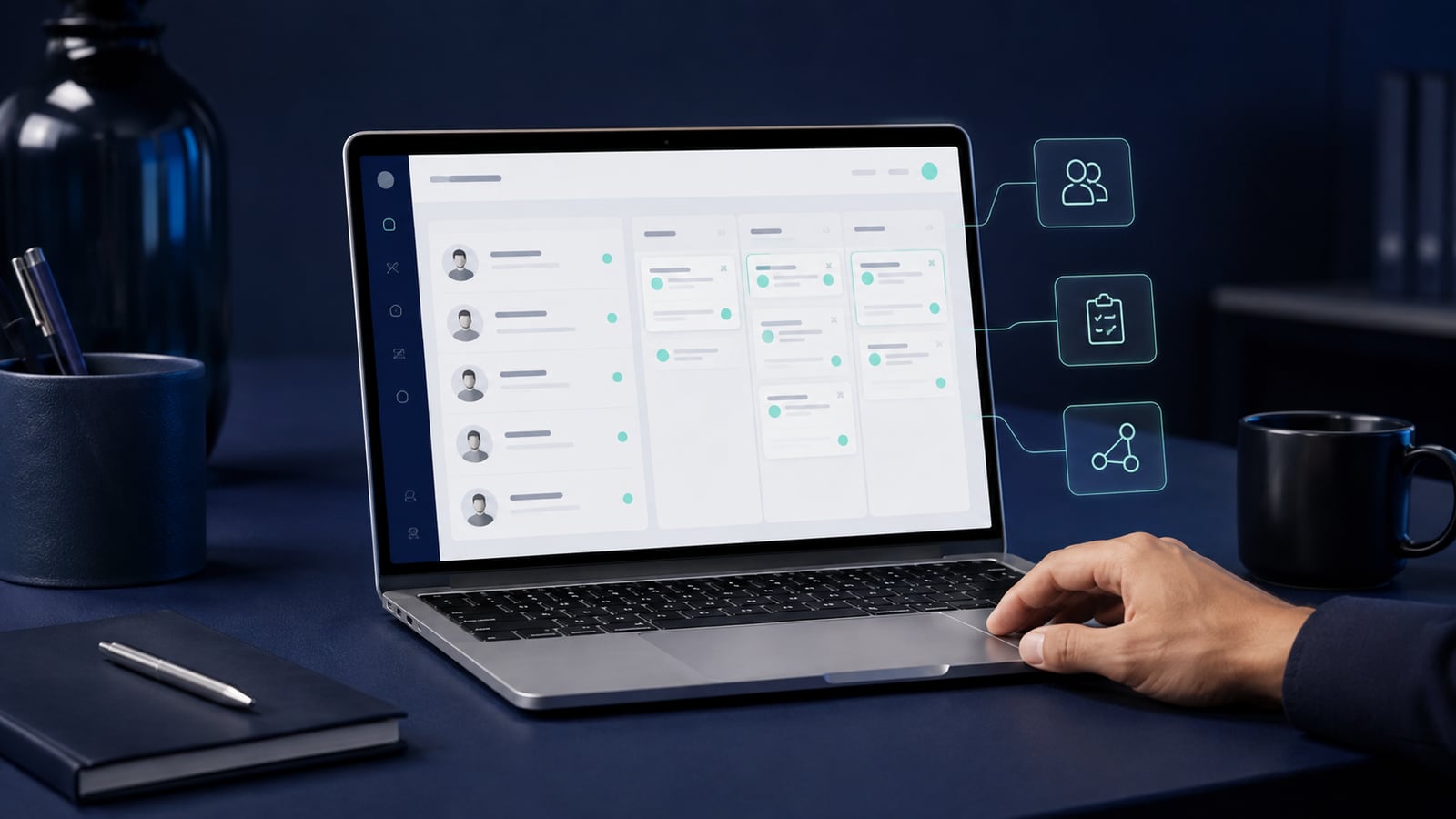 Symbolbild für ein individuelles CRM: Kundenkontakte und Aufgaben am Laptop, verbunden mit Symbolen für Daten und Zusammenarbeit.